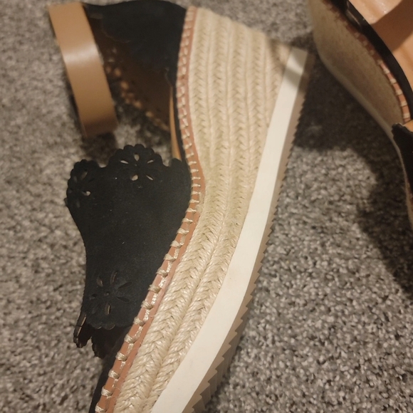 NIB Adorable Crown Vintage Black cow suede wedges sz 10. - Picture 6 of 9